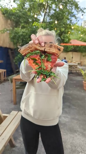 10 for sure 🤤 #AdelphiLadsClub #Salford #salforduniversity #salfordquays #salforduni #Pizza #Delicious #foodie #foodstagram #foodblogger