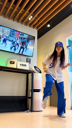 Thank you 600k Follower🙏🎉 #thankyou #shuffledance #lmfao #춤선생simba #youtube_danceteacher_simba