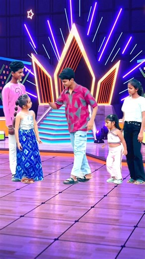 Trending song dance#dance #shorts#comedyeffect#shortsvideo#viralvideo#Astronomia#shorts#status#