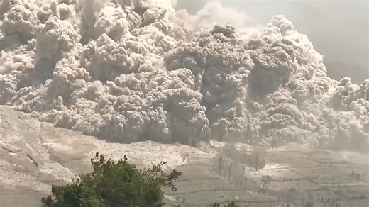 A tsunami was triggered by a collapsing mountain - and no one escaped