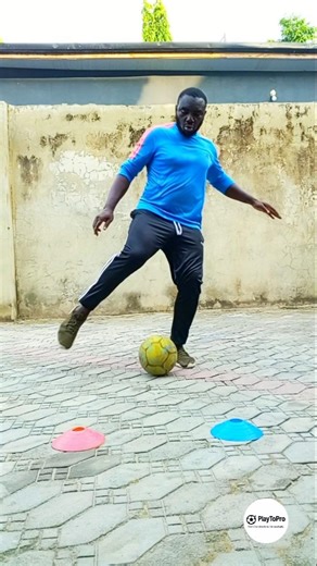 One leg over the ball dribble tutorial #football #footballtracks #soccer