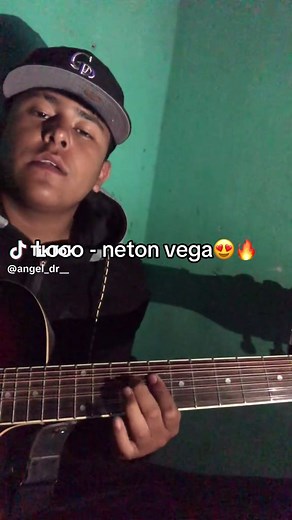 Loco de Neton Vega: La Canción del Momento