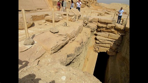 Evidence Of Ancient Cataclysmic Activity And Exploring Underground At Saqqara In Egypt