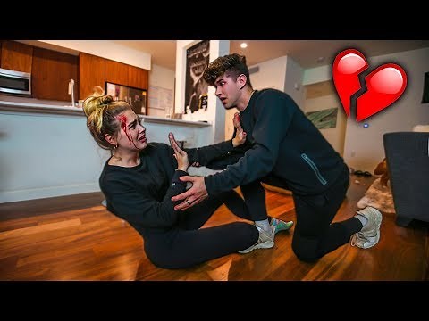 I LOST MY MEMORY PRANK ON BOYFRIEND! **HE CRIES**
