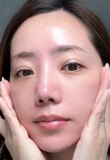 Achieve Glow and Firmness with Night Skincare Routine