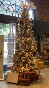 It’s beginning to look alot like Christmas here at the John Wayne: An American Experience Museum & Supply in the historic Fort Worth Stockyards, Texas! | John Wayne: An American Experience
