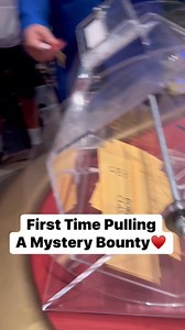 He plays, I pull♥️ #poker #MysteryBounty #PokerLife #texasholdem #texasholdempoker #PokerTournament #pokerorg #lasvegas #ariapoker Poker Org | Xiong Xue