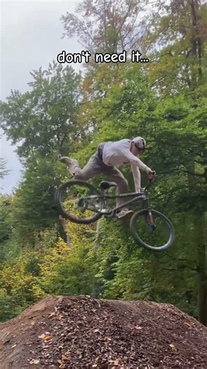 wozu flip bar wenn man tailwip Kombos kann💁‍♂️ #mtb #moutainbike