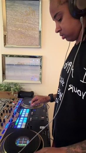 Friday night vibes😝#dj #fyp | Night Vibes