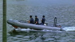 2002-Arma Desnuda Entrenadas Para Matar