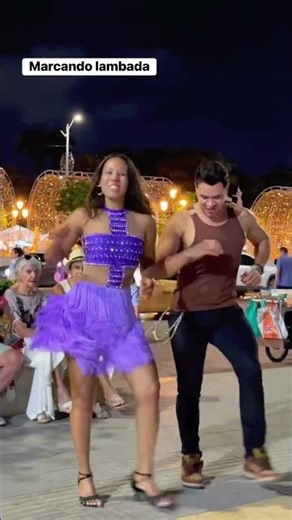 DANZANDO LAMBADA #humorviral #funnyshorts #lambada #danzando #fiesta #añonuevo #risasvirales