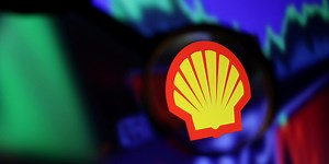 Shell Denies Takeover Talks With BP