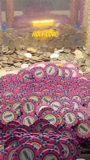 1.3K views | Huge Tower Got Stuck! #coinpusher #satisfying #highroller #1000000views #coin #coinpushergame | Change Videos | Facebook