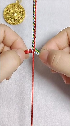 "How to Make a Paracord Survival Bracelet (Quick & Easy)"