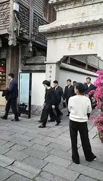 习近平出现之前：布阵现场，如惊悚大片