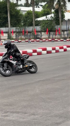 Tay ga chạy sa hình cùng xe số cũng vui lắm nhé ✌️ | Srider Vietnam - Sân Tập Lái Xe Moto
