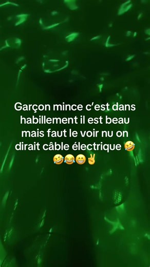 Vidéos de l’enfant intelligent (@lenfant.intellige) avec son original - chily_off