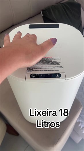 🗑️✨ Lixeira 18 Litros – prática e compacta! Ideal para manter sua casa organizada com muito mais estilo. ✔️ Tamanho perfeito para cozinha, banheiro ou escritório ✔️ Design moderno ✔️ Fácil de limpar e usar Organização no dia a dia com mais praticidade! Garanta a sua#lixeira18litros#lixeirainteligente #lixeiracomsensor #cozinha #banheiro
