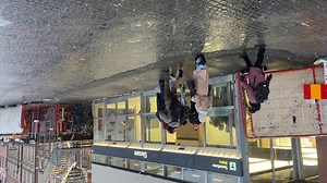 Premiär idag: klassiska ingången till t-banan i Slussen har öppnat. | Mitt i Stockholm