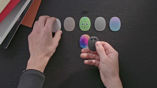 With the RONDO 3 audio processor, you can choose from 30 different cover designs to blend in or stand out. Here’s how you can easily change them: | MED-EL