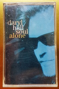 Daryl Hall - Soul Alone