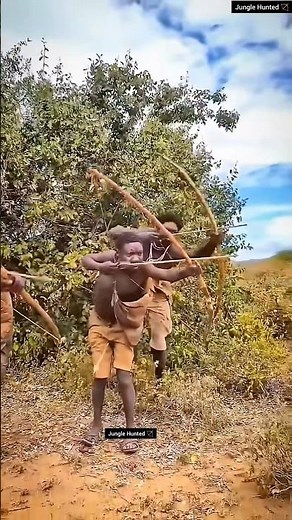 Caça Selvagem Impressionante com Arco e Flecha! 🏹😱