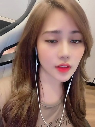 Hoa tàn tình tan 🌹 ai thích bài này hông ạ ? Đồ Ngân thích ✎ https://s.shopee.vn/2B4y6M9BEP 💖 | Fan Ngân Ngân