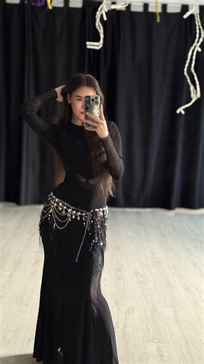 Margo artist🇺🇦 on Instagram: "🖤"