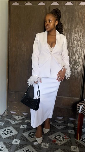 Officially a vintage 2002 model. GRWM for the launch party. 🚀