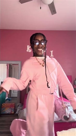 ootd!💖⭐️ set is form @Walmart and shoes or from @adidas