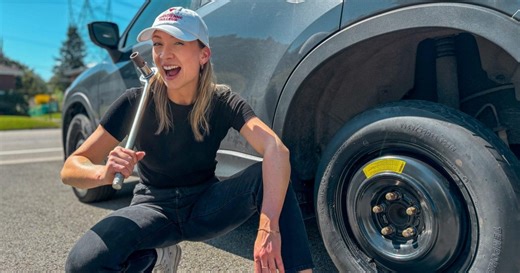 Changer un pneu de secours en 5 étapes faciles