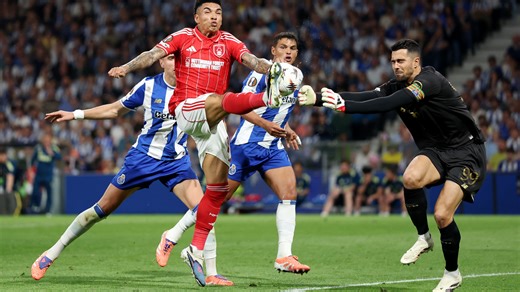 FC Porto vs Nottingham Forest: Five things we learned - Forest benefit from bizarre own goal to claim vital away result | Goal.com