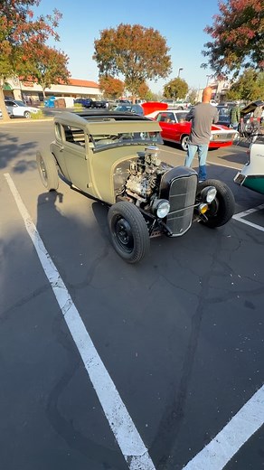 Check out this cool Hot Rod with a hemi in it #hotrod #classiccar #hemi #car #carsofinstagram #classic #streetrod #hemipower #hemilife #hotrodding #ratrod | Old Cars and Motor Sports Newspaper