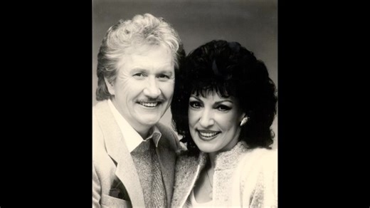 Buck & Dottie Rambo - When His Kingsom Comes (A cappella) The Rambos #TheRambos Dottie Rambo Fans #DottieRamboFans #BuckRambo #WhenHisKingdomComes | The Rambos