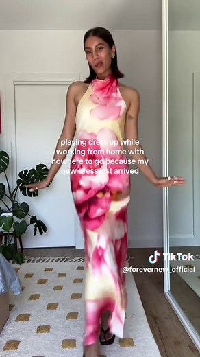 Stylish Clementine Satin Maxi by Forever New