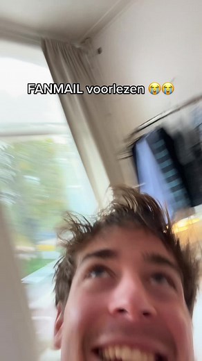 Creative Fanmail Unveiled with Heartfelt Messages