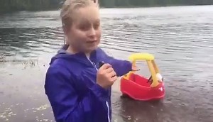 262K views · 3.3K reactions | #SPOOFED HILARIOUS: This little cub reporter did her own version of "Jeep Watch 2019" based on the red jeep stranded in ocean waters on Myrtle Beach that went viral. (Courtesy of Chrissie Wine-Thomas) | WBTW News13 CBS | Facebook
