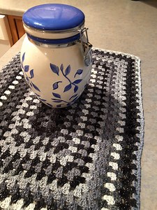 Granny Table Runner Crochet Pattern Printable PDF, Beginner Granny Stitch Pattern, Easy Crochet Tablecloth, Crochet Granny Square Pattern - Etsy