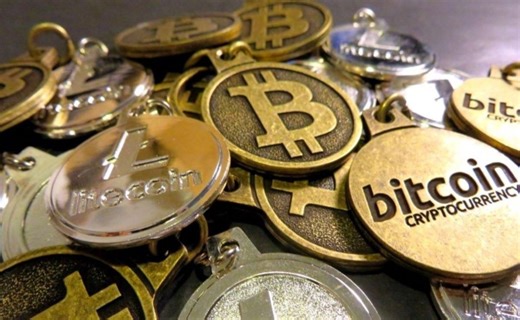 Walmart y Mercado Libre permiten la compra de Bitcoin si vives en México y Colombia