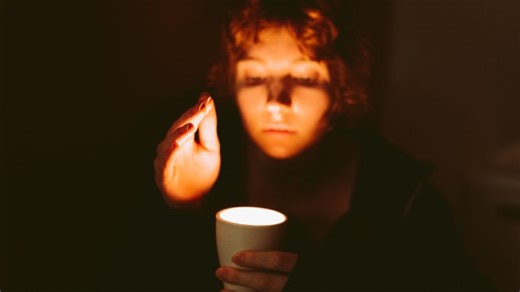 Power out? Here are 5 ways to stay warm, and 1 you should never try