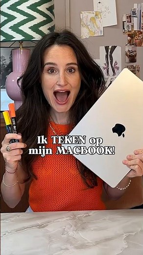 Zou jij op je laptop durven tekenen?🫨 Laat dan een 🌸 achter! #tekenen #drawing #tutorial