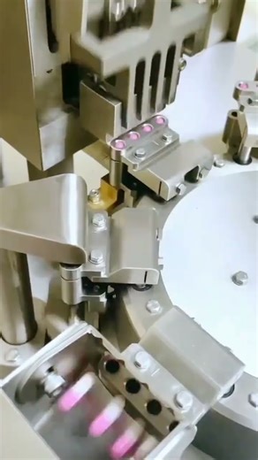Encapsulation machine working process... #shortsfeed #machine #industrialmachine #shortvideo