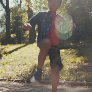 Kids are breaking boundaries unlike any generation before. Let’s make sure their jeans are comfy, their jackets are warm, and their shoes are tied for when they take those big strides FORWARD. #GapToSchool Check out the Gap to School shop: https://gap.us/GaptoSchool2019. | Gap