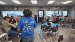 Wes’s Burger Shack to serve free Thanksgiving meals for all