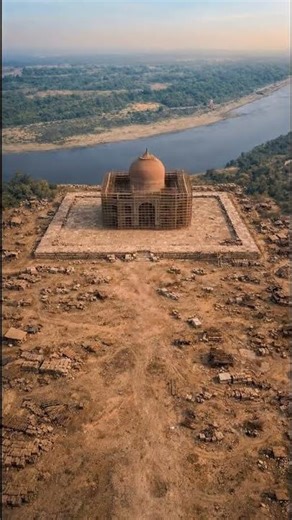 कैसे बना था ताज महल संरचना का लघु.. How was the miniature model of the Taj Mahal structure made?..🏨