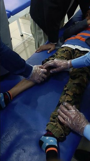 Patellar Apprehension Test | PatellaDislocation || patella assessment #physiotherapist #bpt