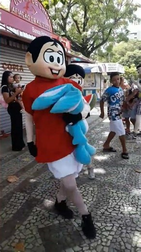 SUPER NINJA JUMPS FROM FOFÃO, THE MASK, PATATI AND BEN10 DANCING IN THE JOY TRUCK, LIKE