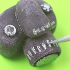 129K views · 28 shares | 8 DIY Giant And Miniature Edible Gadgets / Edible Pranks! Full video: https://youtu.be/UJR78Gn7PaE | Troom Troom | Facebook