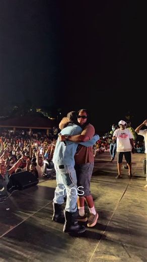 Newton Light Shines at Buem Experience with Edem