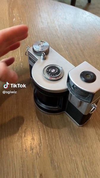 The last time I used this camera I photographed the World Trade Center in 1999. About time for a come back. The 1960s Russian “Horizon” swing lens panoramic camera. New chemistry from cinestill makes home processing quick and simple. . . . . . #35mm #analog #analogfilm #analogcamera #film #filmphotography #filmisnotdead #35mmfilm #blackandwhitefilm #buyfilmnotmegapixels #istillshootfilm #ishootfilm #thefilmcommunity #grainisgood #ilforddelta #ilford400 #lomography #kmzhorizont #panoramiccamera #